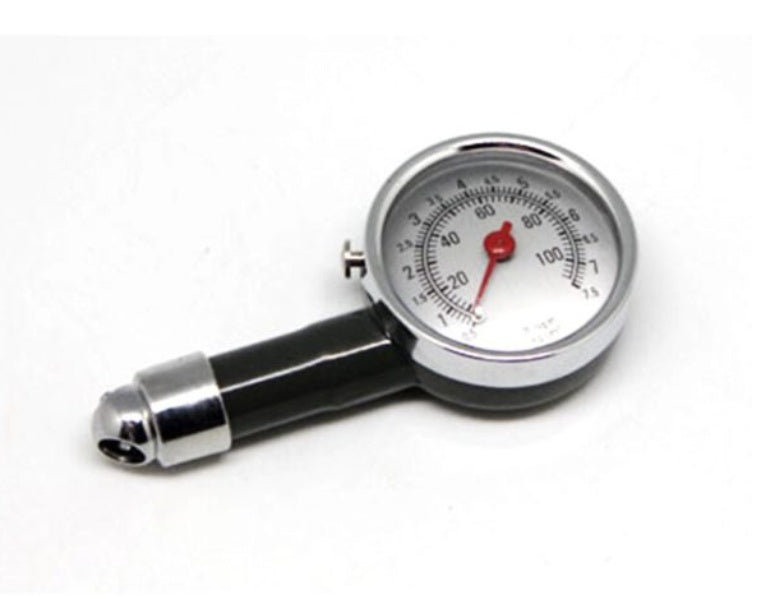 Digital tire pressure gauge for automobile